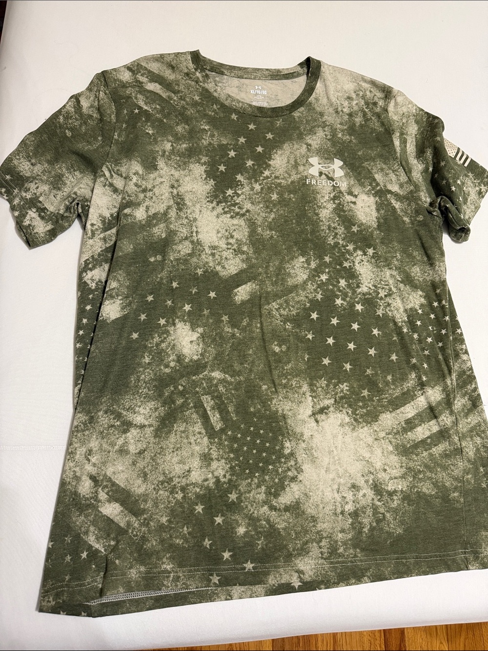 Under Armour Olive Green Distressed Star Graphic Tee